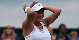 Mónica mediática: En boca de todos 'la otra Puig' (vídeo y galería)