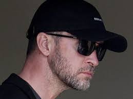 Gary Conyers's Instagram, Twitter & Facebook