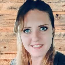 Jolene Read's Instagram, Twitter & Facebook