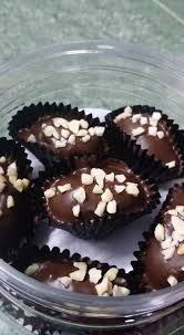 Tak dinafikan kuih raya paling 'laku' ketika hari raya aidilfitri adalah almond london. Resipi Biskut Almond London Sedap Guna Sukatan Cawan