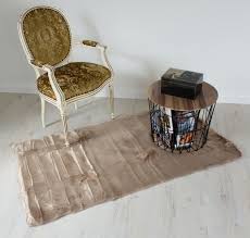 .edle teppiche brücken, maße 92 x 61 cm und 98 x 62 cm, dichte knüpfung, bestzustand, preis gilt für einen teppiche, besichtigung und abholung in ähnliche anzeigen. Edle Felloptik Teppiche In Rund Rechteckig Und Als 4er Set Kinderzimmer Schlafzimmer Wohnzimmer Flauschig Samtig Teppichwunderland