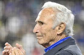 Sandy Koufax is 89 and still looking amazing 💯