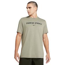 8% coupon applied at checkout. Men S Training T Shirt Nike Pro Dri Fit Green Men Training Things For Him T Shirts Clothing Main Categories T Shirts Unbroken Store Crossfit Shop