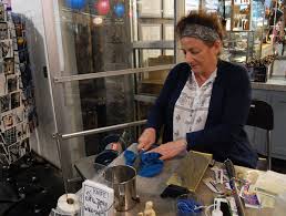 For nyc people, you can buy sharpening stone at bowery kitchen supply shop in chelsea market. On The Grid Samurai Sharpening Service