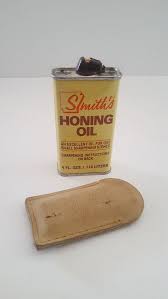 This is my smiths diamond precision knife sharpening system. Vintage 1960 S Knife Sharpening Honing Kit Smith S Hard Arkansas Oil And Stone With Leather Pouch Knife Sharpening Knife Will Smith
