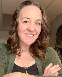 Kaitlin Ware's Instagram, Twitter & Facebook