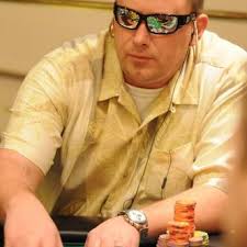 Mel Payne (@mpayneut)