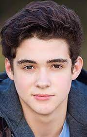 The disney star at the center of tiktok teen obsession talks about drivers license, his appreciation of harry styles, and his feelings about coming out. Dzhoshua Bassett Aktyor Kompozitor