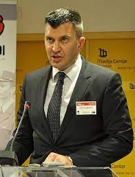 Jun 13, 2021 · dusan djordjevic (38), het hart van de ploeg en de rechterhand van coach dario gjergja met wie hij perfect op dezelfde golflengte zit, tekende een contract. Zoran Ä'orÄ'evic Politician Wikipedia