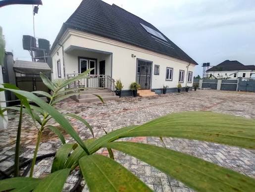 house for holiday in Benin city
