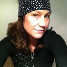 Sarah (The Raven Queen) Bell (@GroylefinGirl)