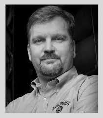 Jeff Arnett's Instagram, Twitter & Facebook