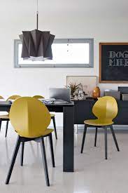 La chaise italienne design léa, imaginée par le designer paolo vernier de la marque midj, est tout simplement sublime. Calligaris Le Design Italien Chaise Basil W Calligaris Furniture Chair