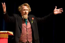 Mike Randall performing Dickens' show on Dec. 19 to benefit ...