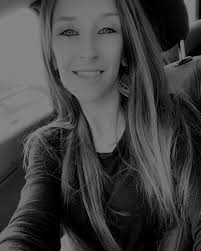 Rachelle Renee (@chellereneex3) • Instagram photos and videos