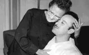 Destrozada; así se veía Doña Cuquita, por la muerte de su hijo Pedro Infante