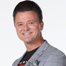 Dustin Starr (@DustinStarr)