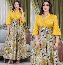 فساتين Fasatin Dubai Added A Photo To Their Instagram Account فستان بروكار مع حرير سعره 330 درهم متوفر S M L Xl Fashion Sari Saree