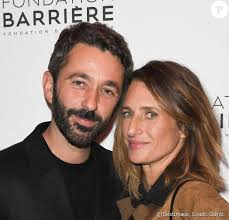 Shop the exact or find similar products identified on spotern. Camille Cottin Qui Est Benjamin Son Compagnon Depuis 20 Ans Purepeople