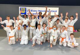 She won a gold medal at the 2019 world judo championships. Madeleine Malonga Facebook