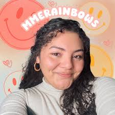 Ash Ramos's Instagram, Twitter & Facebook