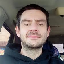 Is there any realtor that works with people for a trailer/mobile home? My  husband wants to see what we need to get one or if we can qualify for one. 