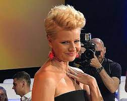 Małgorzata kożuchowska is a polish actress. Malgorzata Kozuchowska Pokazala Zdjecie Z Nowego Filmu Vegi Jest Nie Do Poznania