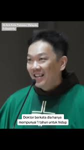 Rev Fr David Au, Kredit video Tik Tok