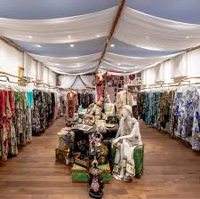Opened in the year 1983, the mall is managed by turnberry associates. Camilla Aventura Mall Boutique Miami Florida Camilla