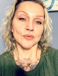 Baby Beaver Alert! Welcome Hazelnut, a four-month-old North American  beaver. She weighs around seven pounds and lives behind-the-scenes at Wild  Wonders. You can see her during most Close Encounters scheduled Thurs-Mon at