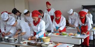 75, iar în anul 1990 a fost creat liceul tehnic din or. Concursul NaÈ›ional TradiÈ›ii È™i Creativitate La Colegiul Tehnic Ion Holban Iasi Ziar Info IaÈ™i Stiri Iasi