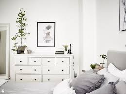 We Love Chic Minimalist Decor Scandivian Design Has Always Been One Of Our Favorite Interior Design Ikea Interior Bedroom Interior Scandinavian Design Bedroom
