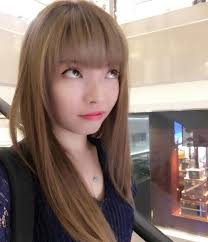 Tiffany Yong 熊慧婷- 和Charcoal Rio Tylor曾佳升主持#食在360 节目的造型。直发不易维持呀，幸好有Fannie Ng,  我才能百变。 Straight hair look for hosting Blackhole Conceptz's #Eat360 ...