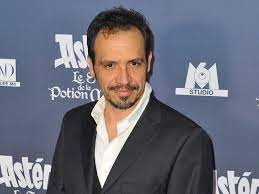 If anything happens i love you (2020). Kaamelott Alexandre Astier Annonce Que La Sortie Est Repoussee