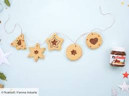 Dans toute la longueur et elle tresse les 2 boudins de façon à ce qu'il se croise entre eux et forme ensuite une. Biscuits De Noel Au Nutella Decouvrez Les Recettes De Cuisine De Femme Actuelle Le Mag