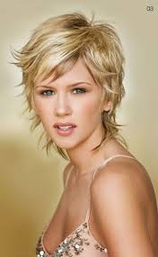 Pixie short haircuts for women. 21 Easy Hairdos For Short Hair Popular Haircuts Hairdos For Short Hair Short Layered Haircuts Short Blonde Haircuts
