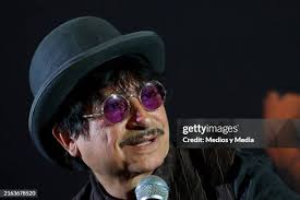 1,049 La Mafia Photos & High Res Pictures