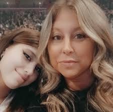 DND gel polish brand review?