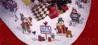 Kit includes 11 count skirt, floss, needle and instructions. Christmas Tree Skirt Cross Stitch Cross Stitch Patterns Free Christmas Embroidery Xmas Tree Skirts