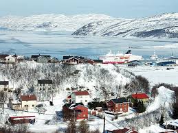 Managed to fire off a few at this scene as the wind snatched. Foto Norwegen Kirkenes 2009 Norwegen Kirkenes Geo Reisecommunity Norwegen Norwegen Bereisen Skandinavien
