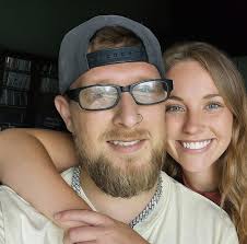 Does anyone do roleplay here or y'all just do solo plays?