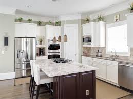 Great Traditional Kitchen With Hardwood Floors Stone Tile In Smyrna Ga Best Kitchen Layout Small Kitchen Layouts Kitchen Layouts With Island