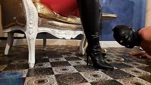 Fetish Mix Crushing Videos - Multiple Angles