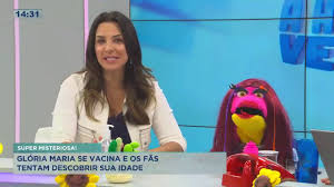 Share the best gifs now >>>. Gloria Maria Toma Vacina E Os Fas Tentam Descobrir Sua Idade Youtube