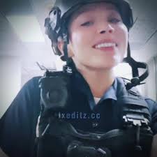 Melissa Oneil and Lisseth Chavez Singing