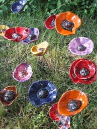 Vendue Decoration De Jardin Ceramique Fleur Et Papillon Fuchsia Fleurs En Ceramique Idees De Poterie Decoration Jardin