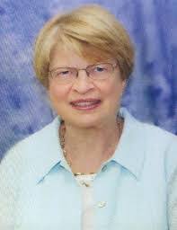 Janet Hollenbeck's Instagram, Twitter & Facebook