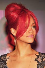 Pin By Maggie H On Do I Look Pretty Hair Styles Rihanna Hairstyles Beehive Hairstyles