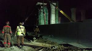 Residence in petaling jaya, malaysia. Breaking News Blocks Collapse At Mrt Construction Site Near Kota Damansara Weehingthong