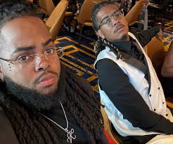 Kenny Day (@thekdayshow) • Instagram photos and videos